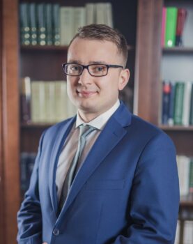 R.Kaszynski